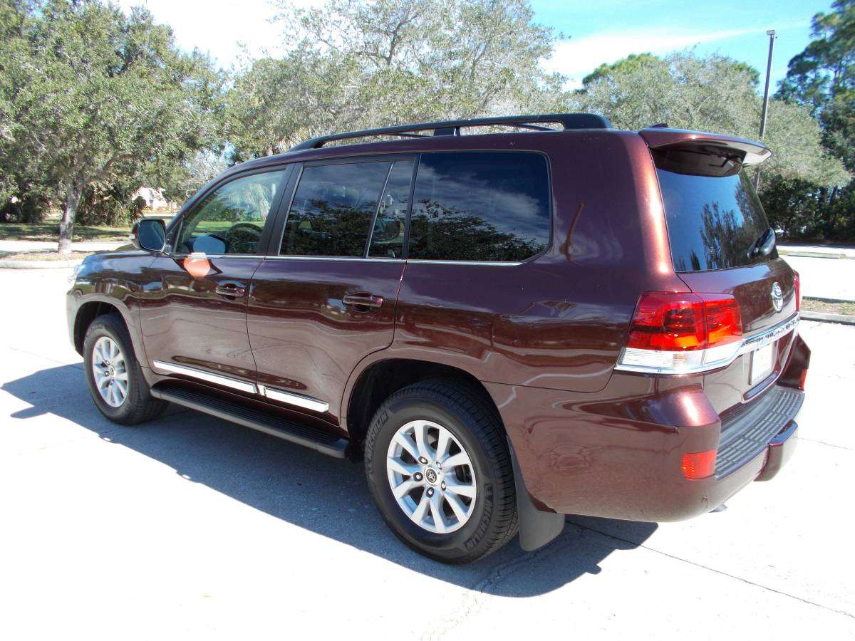 2017 Toyota Landcruiser-5700 Miles!