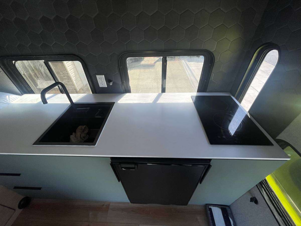 2007 F-550 Overland Camper