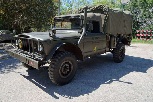 1968 Kaiser Jeep M715 Troop/Cargo