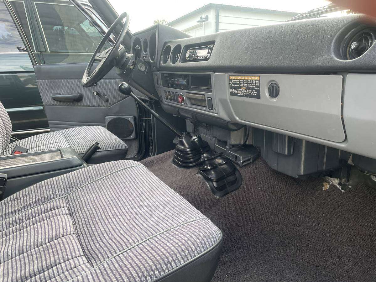 1986 Toyota Land Cruiser FJ60 Restored