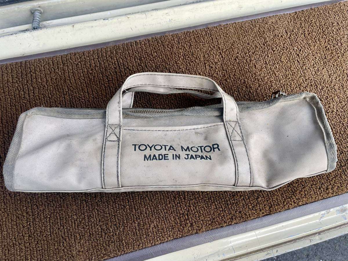 1984 Toyota FJ60 Land Cruiser