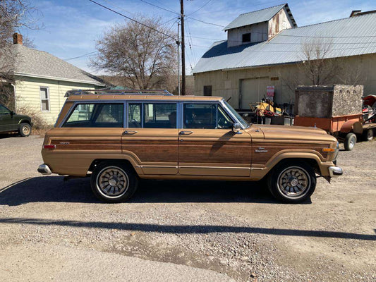1986 Jeep Grand Wagoneer