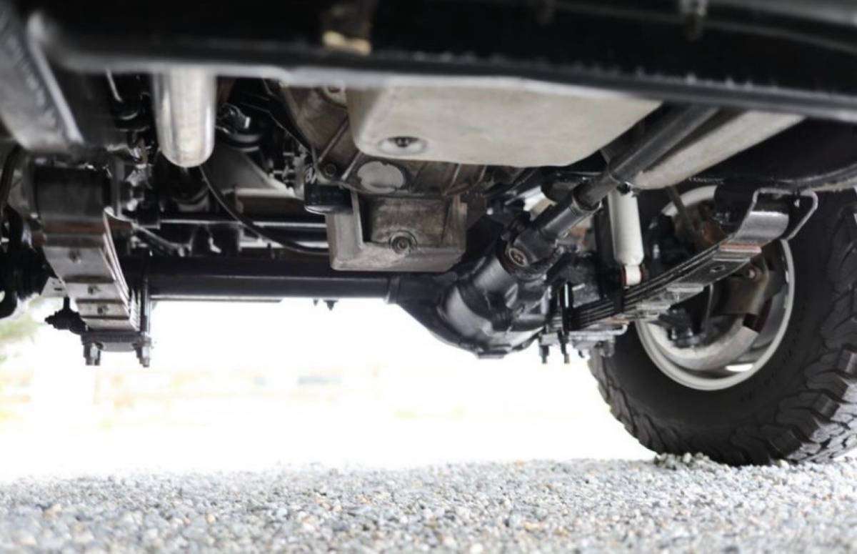 1976 Jeep Wagoneer V8 + Refurbished