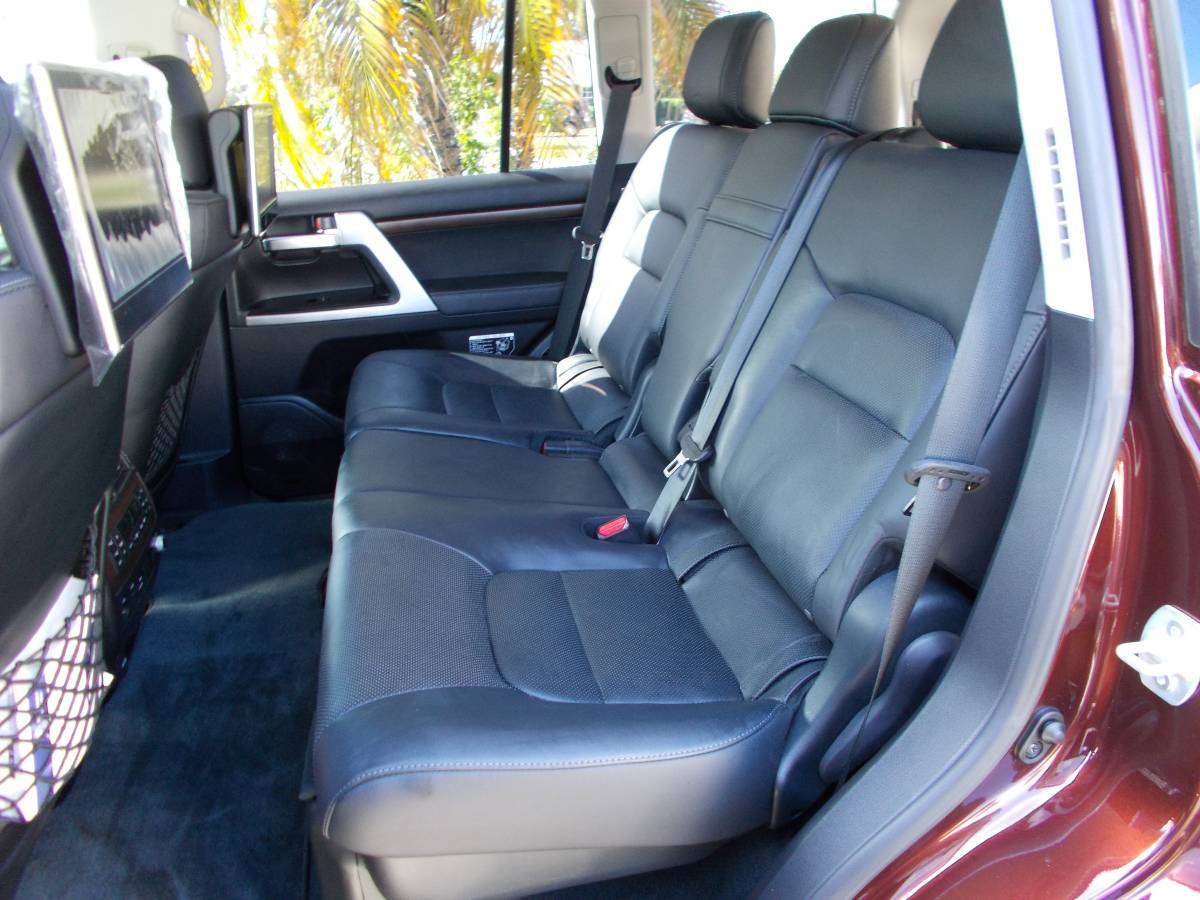 2017 Toyota Landcruiser-5700 Miles!