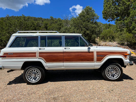 1987 Jeep Grand Wagoneer