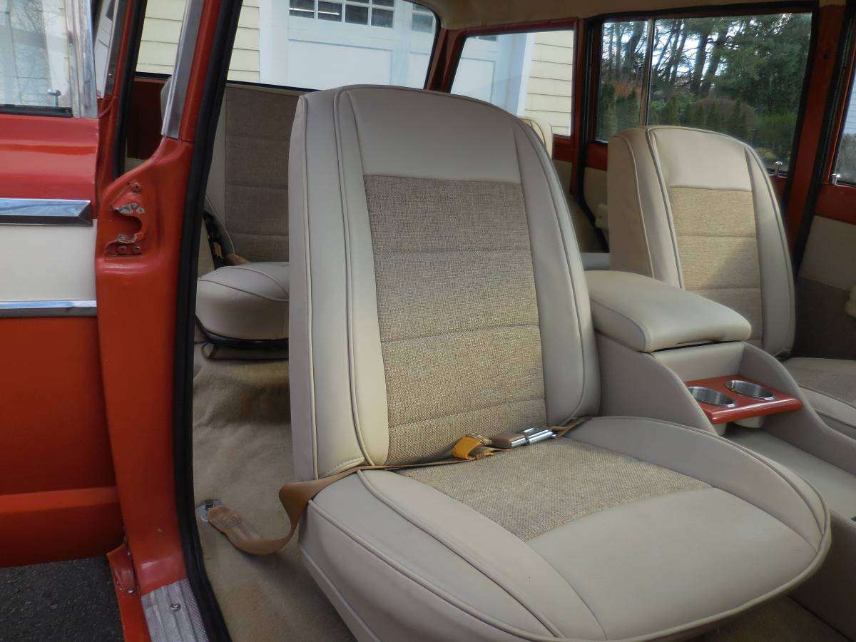 1976 Jeep Wagoneer
