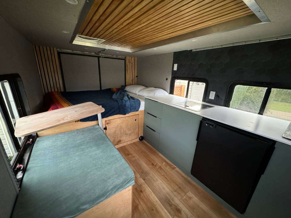 2007 F-550 Overland Camper