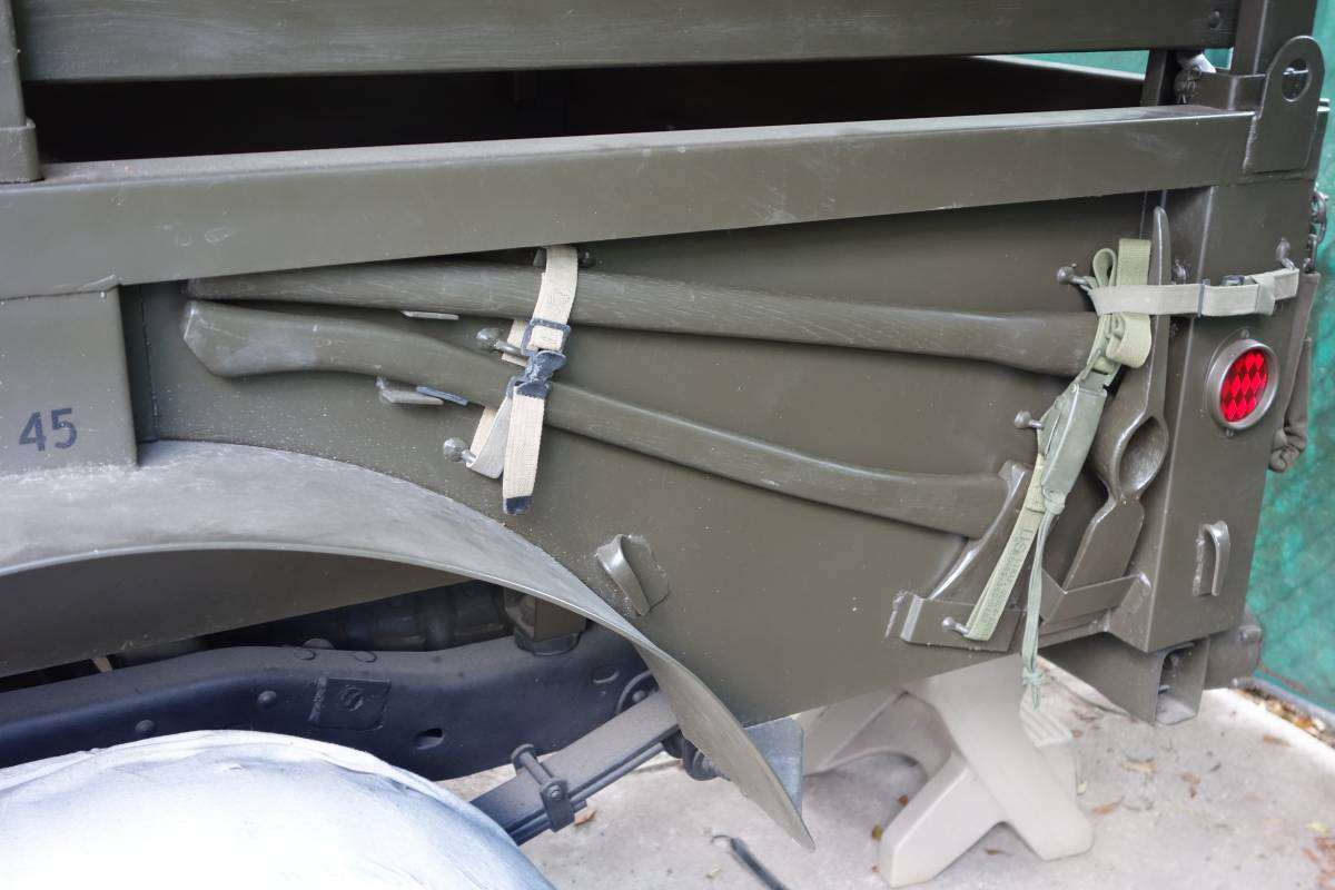 1968 Kaiser Jeep M715 Troop/Cargo