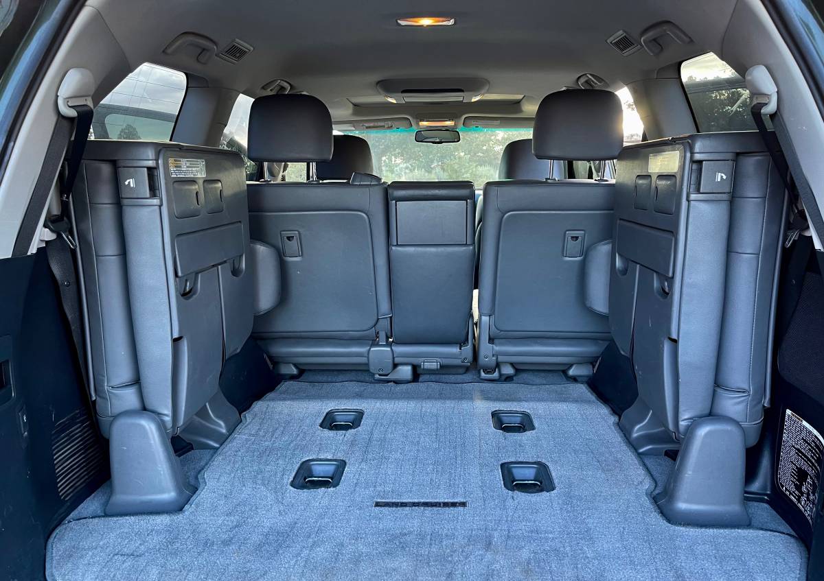 2011 Toyota Land Cruiser FJ 200 - Amazon Green