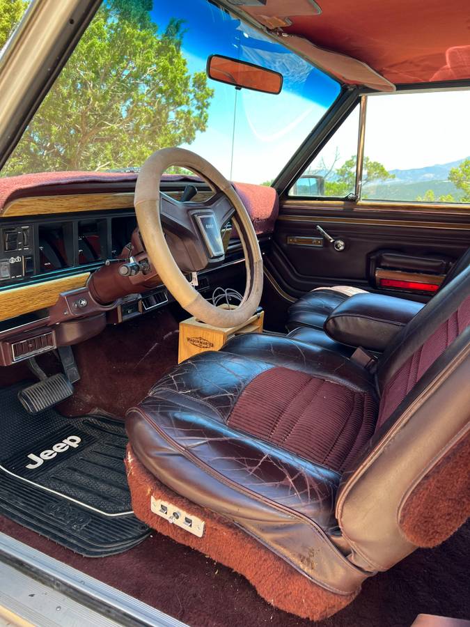 1987 Jeep Grand Wagoneer