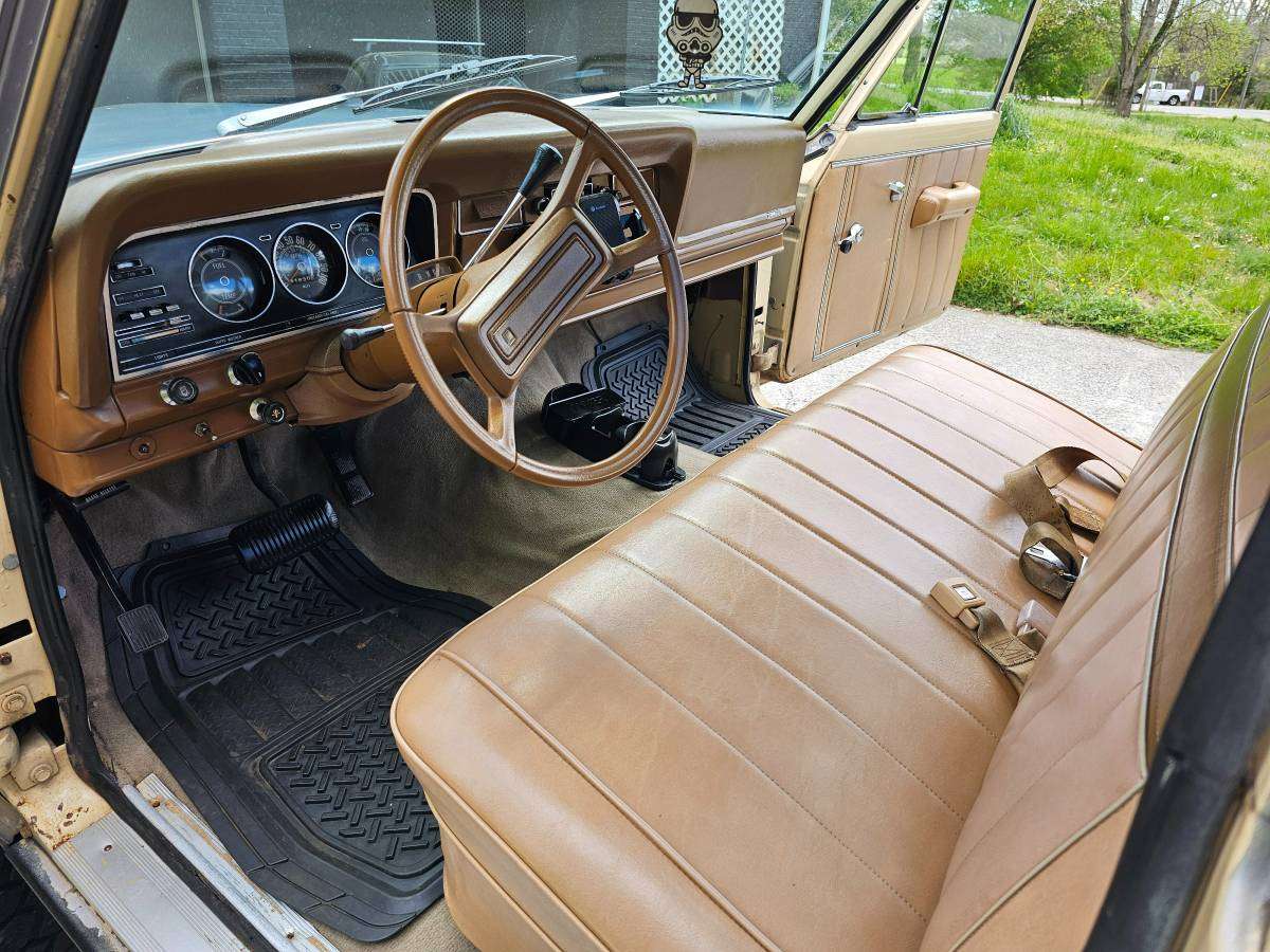 1979 Jeep J10 AWD