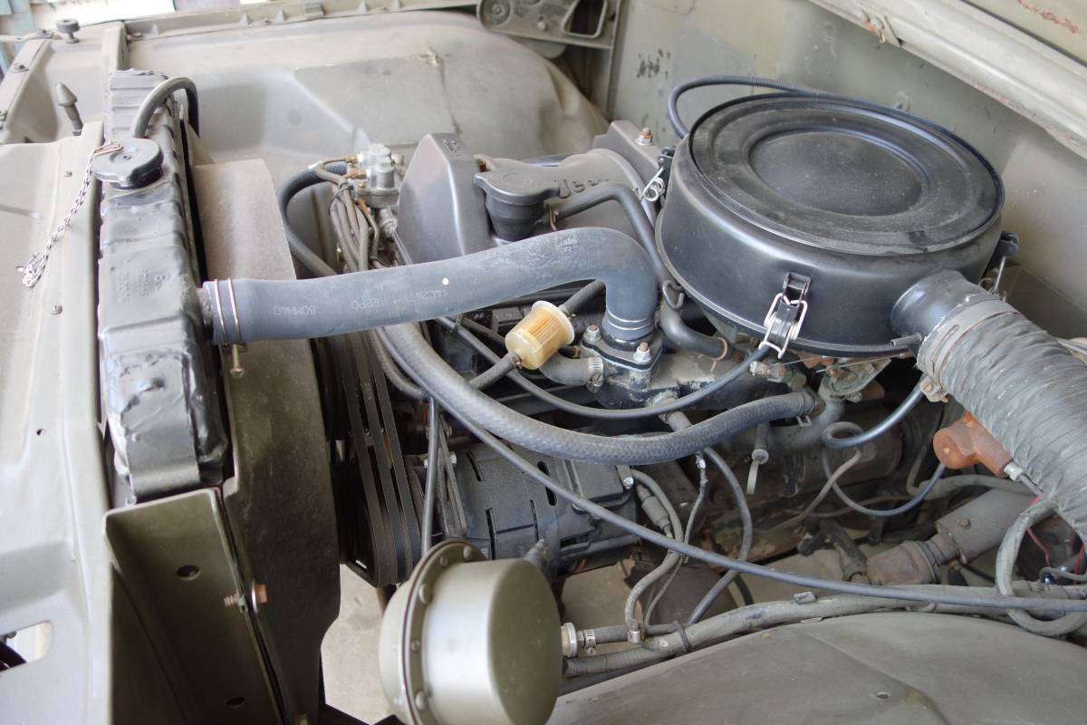 1968 Kaiser Jeep M715 Troop/Cargo