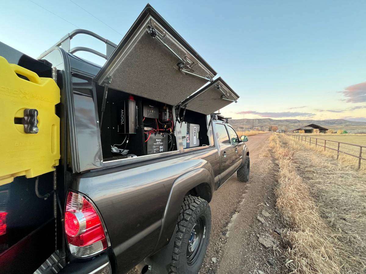 2009 Toyota Tacoma DCLB Overland