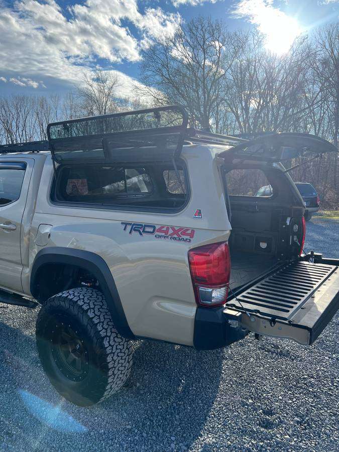 2017 Toyota Tacoma TRD Off-Road DCSB