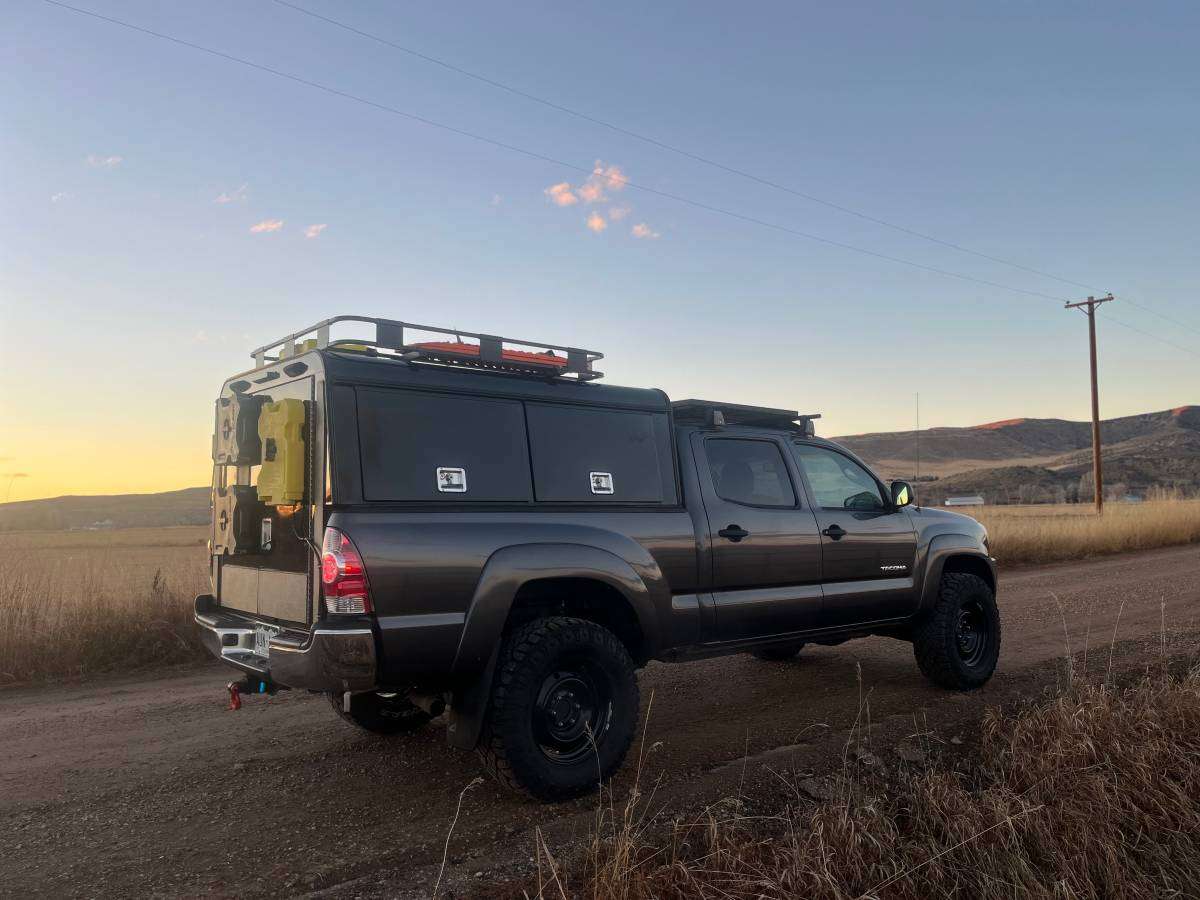 2009 Toyota Tacoma DCLB Overland