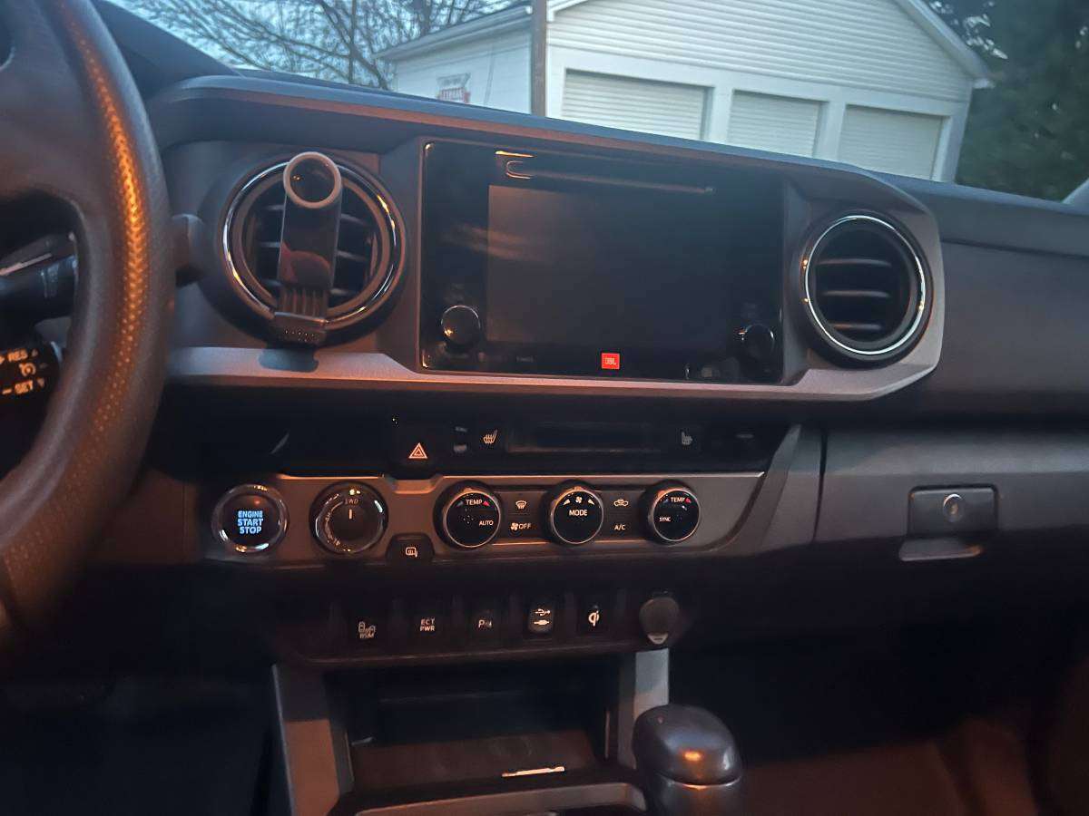 2017 Toyota Tacoma TRD Off-Road DCSB