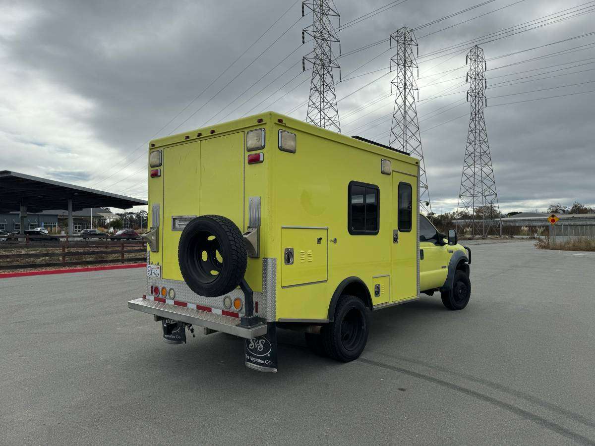 2007 F-550 Overland Camper