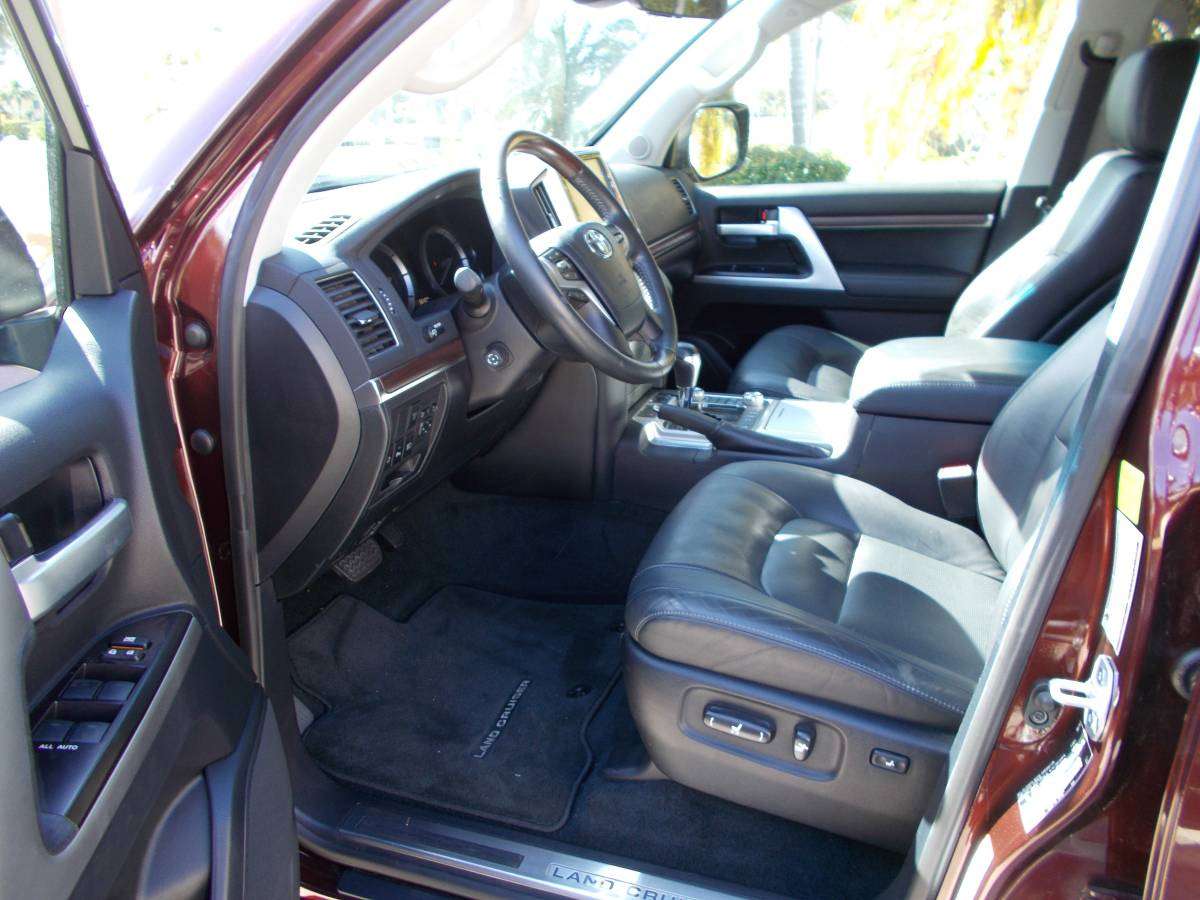 2017 Toyota Landcruiser-5700 Miles!