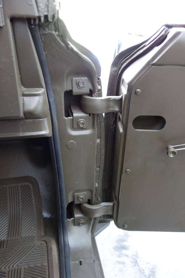 1968 Kaiser Jeep M715 Troop/Cargo