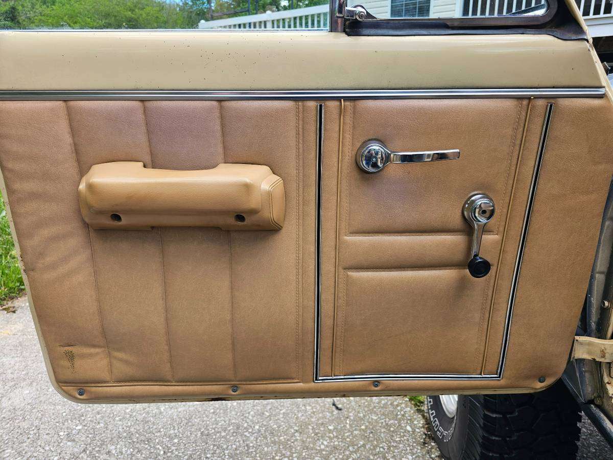 1979 Jeep J10 AWD