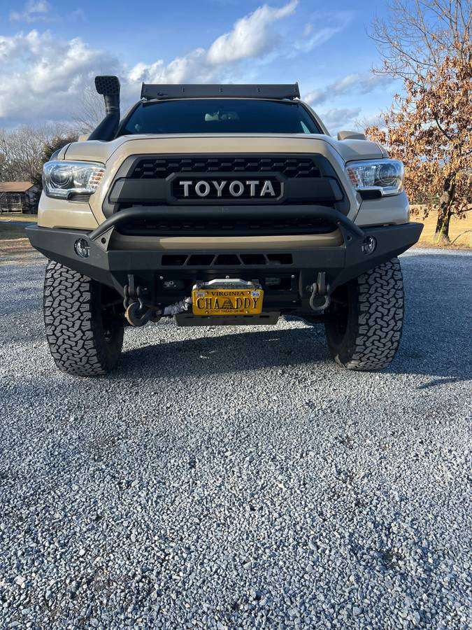 2017 Toyota Tacoma TRD Off-Road DCSB