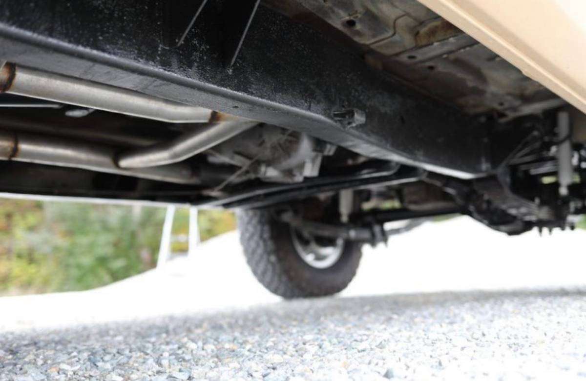 1976 Jeep Wagoneer V8 + Refurbished
