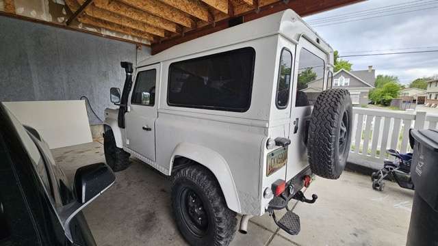 1983 Land Rover Defender 90