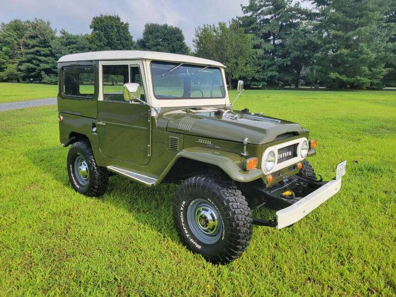 1969 Toyota Land Cruiser FJ40 V8