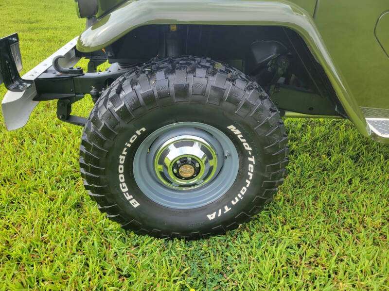 1969 Toyota Land Cruiser FJ40 V8