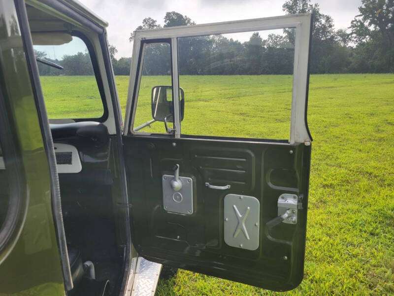 1969 Toyota Land Cruiser FJ40 V8