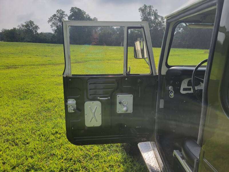 1969 Toyota Land Cruiser FJ40 V8