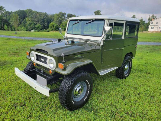 1969 Toyota Land Cruiser FJ40 V8