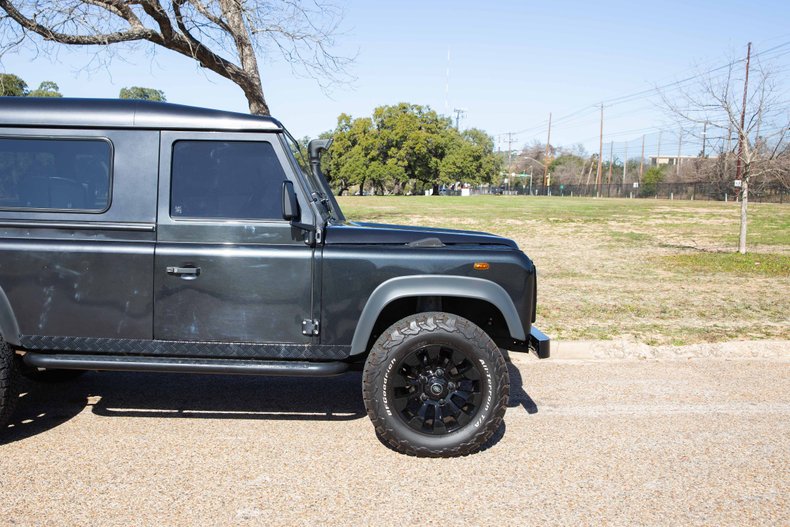 1990 Land Rover Defender 110 RHD