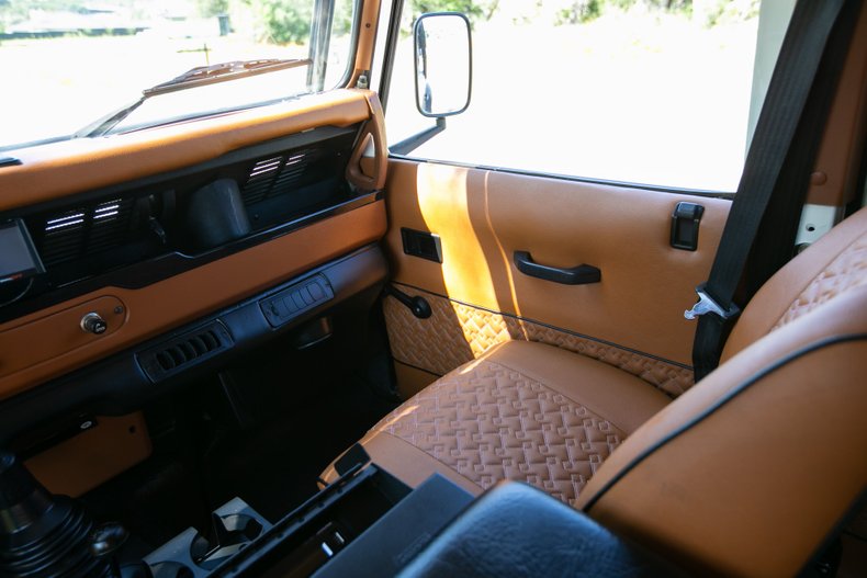 1993 Land Rover Defender 110 LHD