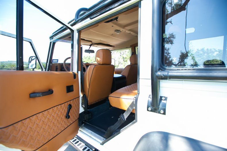 1993 Land Rover Defender 110 LHD