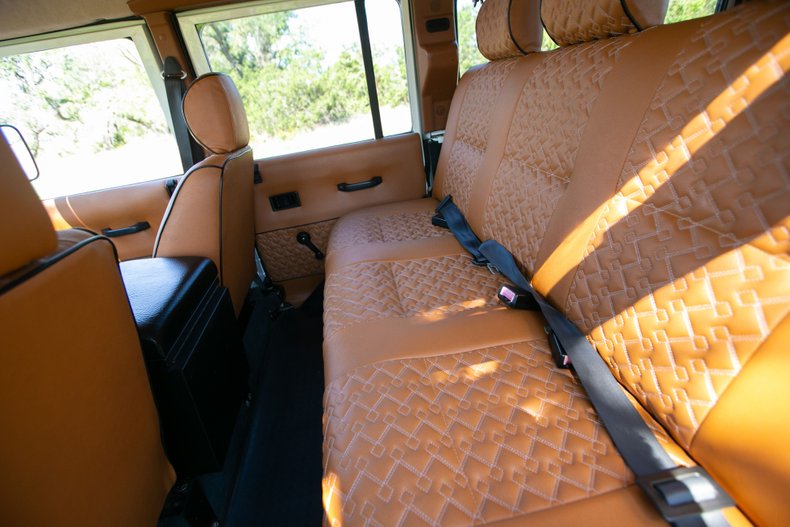 1993 Land Rover Defender 110 LHD