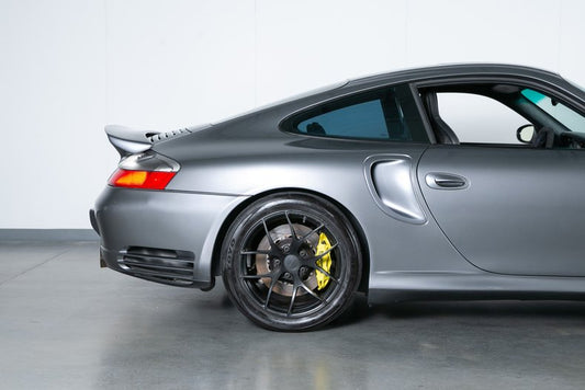 2001 Porsche 911 Turbo - Modified