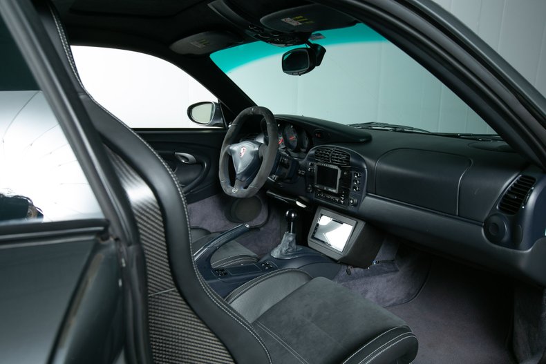 2001 Porsche 911 Turbo - Modified