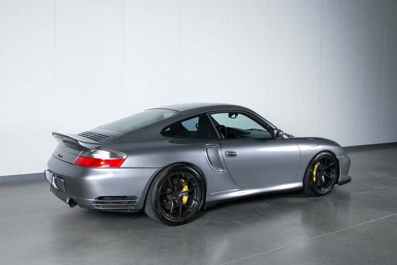 2001 Porsche 911 Turbo - Modified