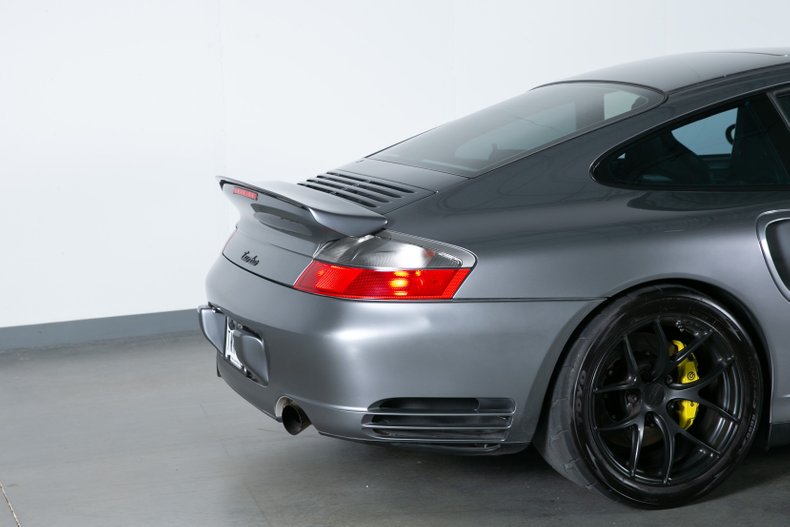 2001 Porsche 911 Turbo - Modified