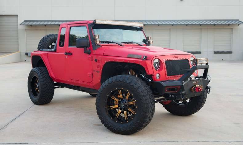 2014 Jeep Wrangler SEMA Custom Hemi V8