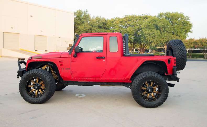2014 Jeep Wrangler SEMA Custom Hemi V8