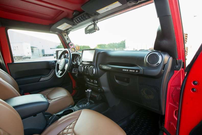 2014 Jeep Wrangler SEMA Custom Hemi V8