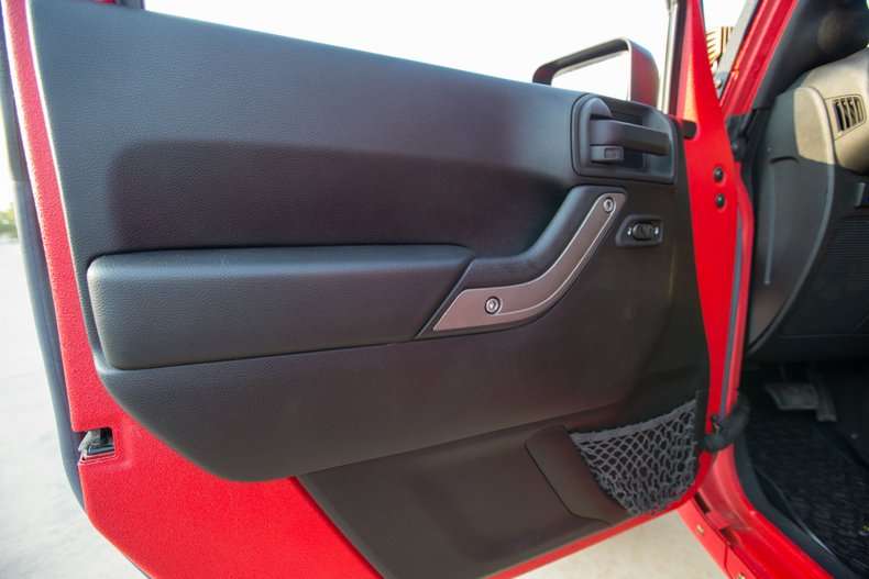 2014 Jeep Wrangler SEMA Custom Hemi V8