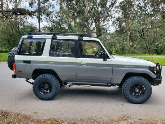 1991 Toyota Land Cruiser HZJ77