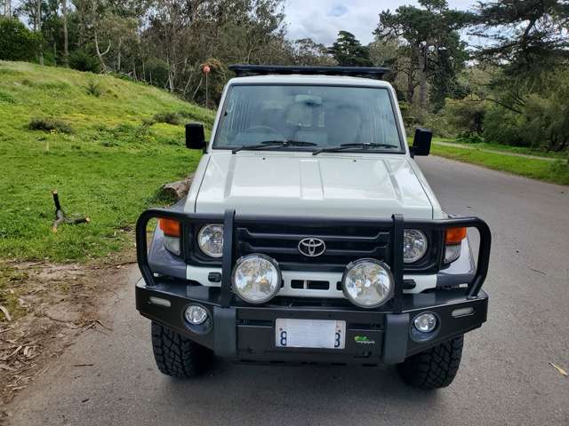 1991 Toyota Land Cruiser HZJ77