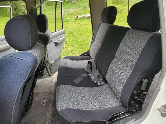 1991 Toyota Land Cruiser HZJ77