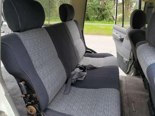 1991 Toyota Land Cruiser HZJ77