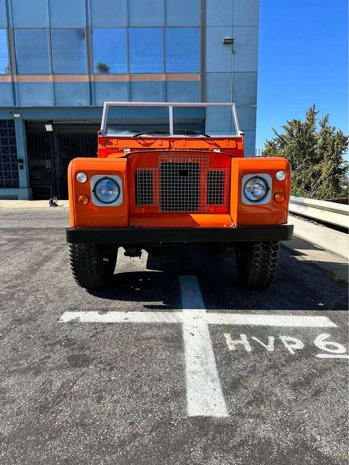 1971 Land Rover Series IIA 88