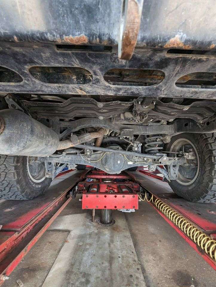 2016 Toyota Land Cruiser Overland